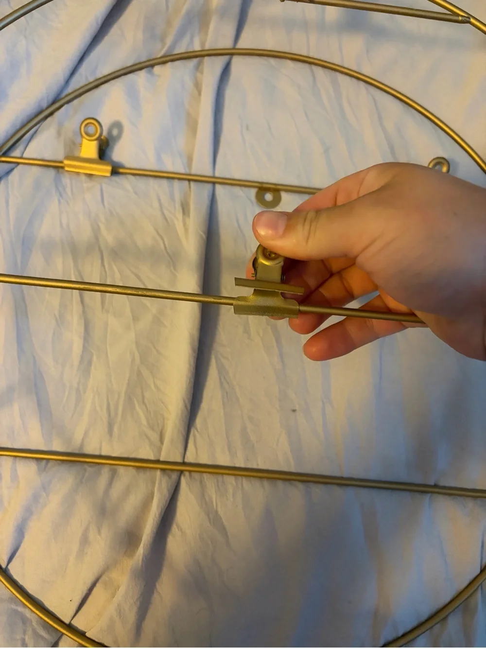 Amazon Gold Round Wire Photo & Decor Display Shelf